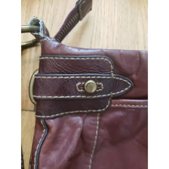 Fossil Cognac Brown Crossbody Purse Leather Vintage 90s  Medium  Boho Festival - Picture 3 of 9